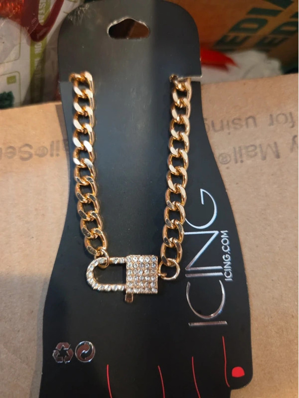 Lock anklet